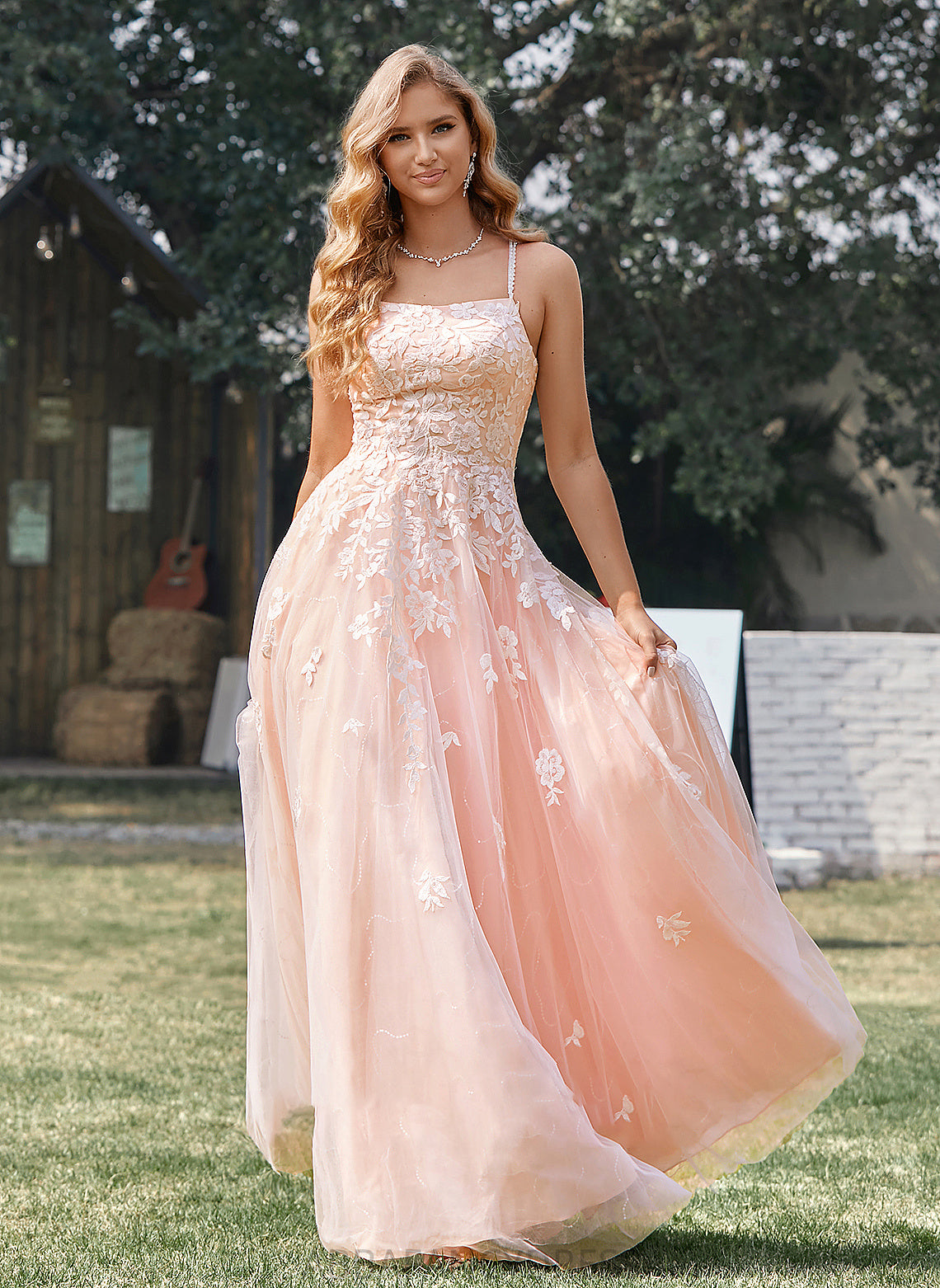 Ball-Gown/Princess Tulle Marisol Sequins Floor-Length Prom Dresses Neckline Lace Square With