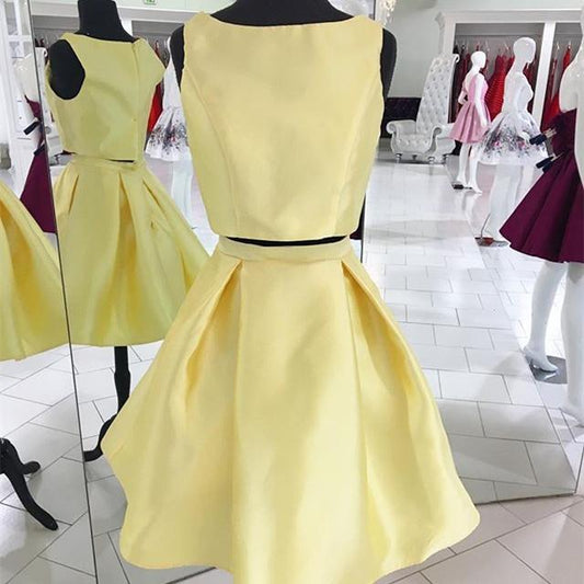 Bateau Sleeveless Pleated A Line Mimi Two Pieces Homecoming Dresses Satin Simple Light Yellow